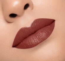 Load image into Gallery viewer, CREAM LIPSTICK - CUDDLES