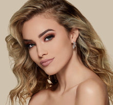 Load image into Gallery viewer, FLUIDITY FULL-COVERAGE FOUNDATION - F1.120