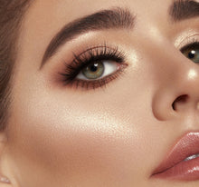 Load image into Gallery viewer, BEAMING LIGHT LOOSE HIGHLIGHTER - BOMB
