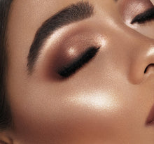 Load image into Gallery viewer, BEAMING LIGHT LOOSE HIGHLIGHTER - MEGAWATT
