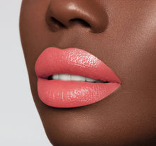 Load image into Gallery viewer, CREAM LIPSTICK - GIDDY
