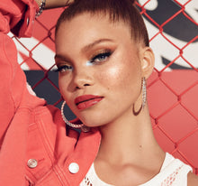 Load image into Gallery viewer, COCA-COLA X MORPHE THIRST FOR LIFE ARTISTRY PALETTE
