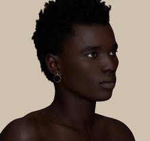 Load image into Gallery viewer, FLUIDITY FULL-COVERAGE FOUNDATION - F5.120
